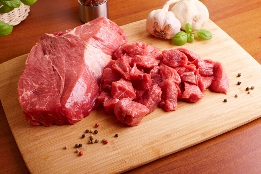 Plate of raw cuts of meat