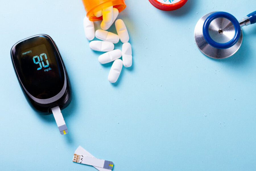 Diabetes device and pills